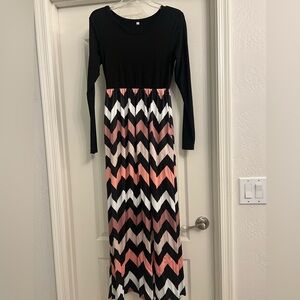 Long sleeve maxi dress with pockets